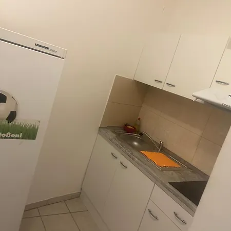 Mano 2